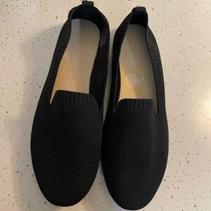 Danskin slip on shoes Size 9